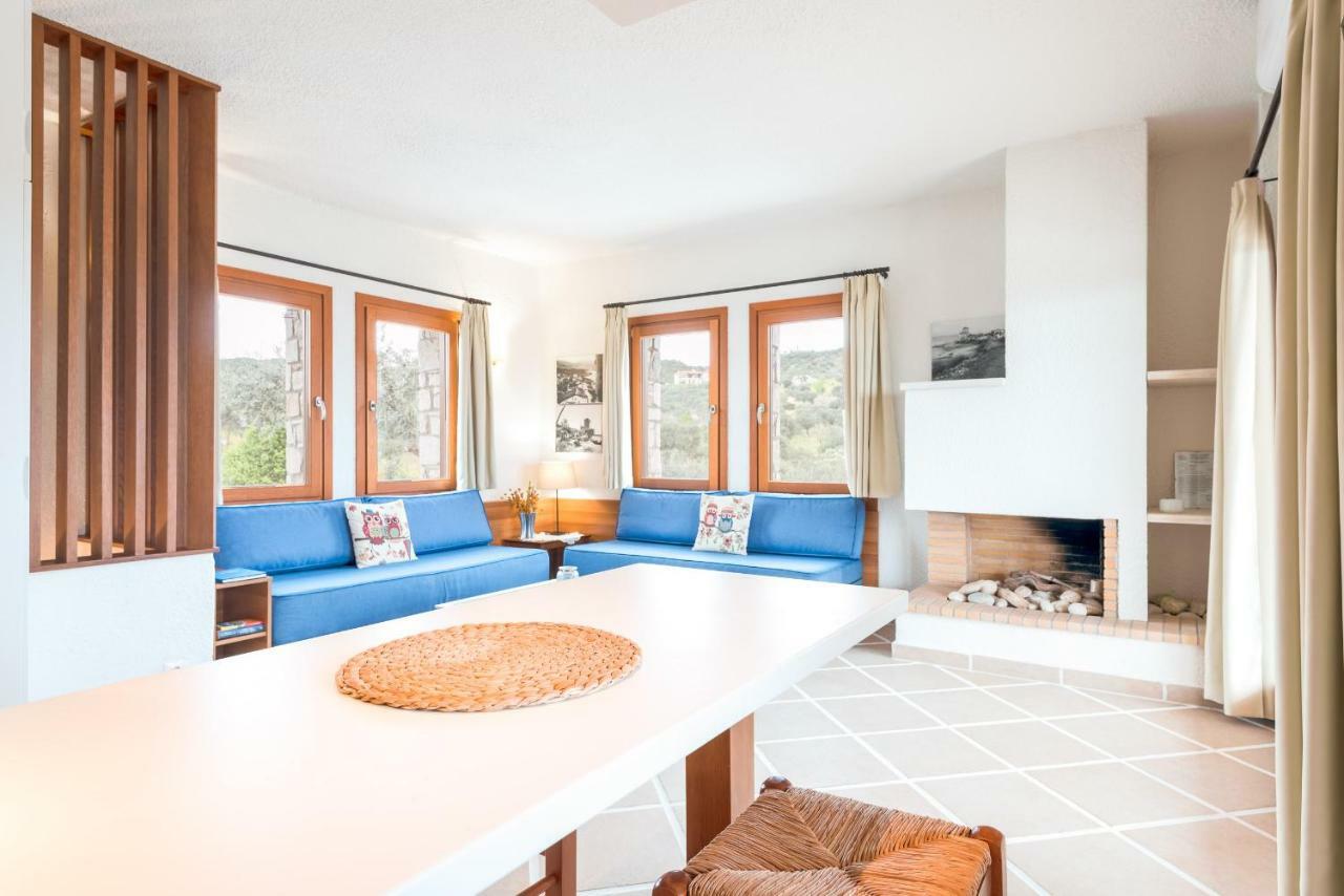 Villa Almira Luxury Apartments Ouranoupoli Eksteriør billede