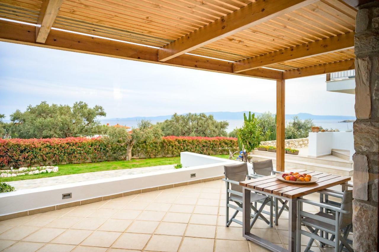 Villa Almira Luxury Apartments Ouranoupoli Eksteriør billede