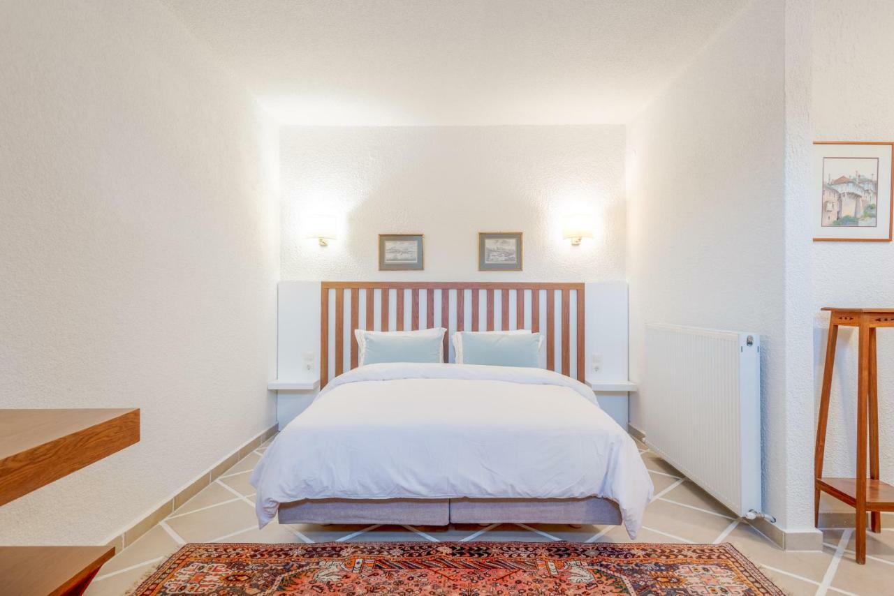 Villa Almira Luxury Apartments Ouranoupoli Eksteriør billede